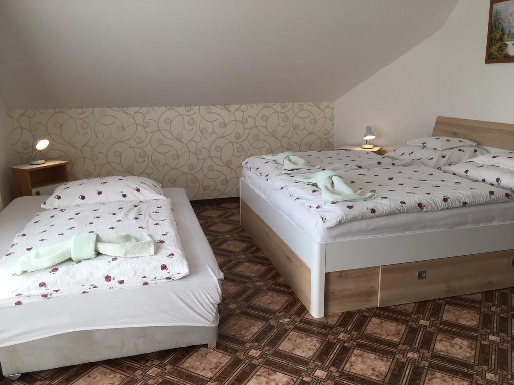 Gitta Apartman Bük Exterior foto