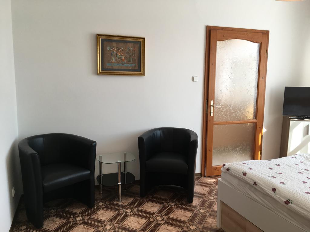 Gitta Apartman Bük Exterior foto